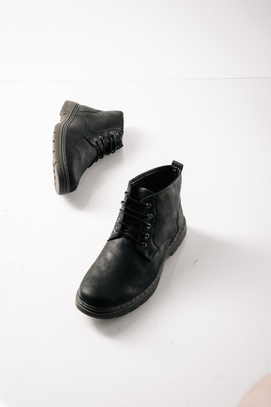 B-SOFT δετά casual μποτάκια με σταθερή σόλα ΜΑΥΡΟ B-SOFT δετά casual μποτάκια με σταθερή σόλα ΜΑΥΡΟ