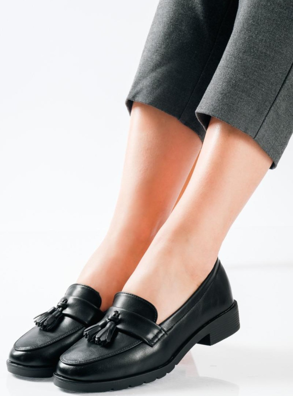Flat matte loafers σε fashioned στυλ ΜΑΥΡΟ