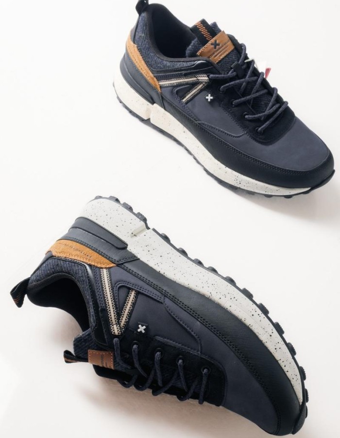 XTI ανδρικό sneaker με συνδυασμό υλικών και urban στυλ ΜΠΛΕ