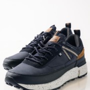 XTI ανδρικό sneaker με συνδυασμό υλικών και urban στυλ ΜΠΛΕ XTI ανδρικό sneaker με συνδυασμό υλικών και urban στυλ ΜΠΛΕ