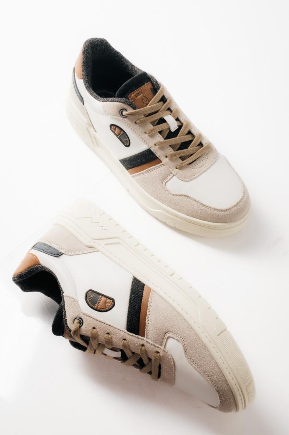 AMERICANINO Ανδρικά retro sneakers με suede λεπτομέρειες ΑΣΠΡΟ AMERICANINO Ανδρικά retro sneakers με suede λεπτομέρειες ΑΣΠΡΟ
