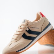 XTI ανδρικά sneakers με ρίγες στο πλάι και κόκκινη λεπτομέρεια στο πίσω μέρος ΜΠΕΖ