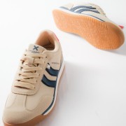 XTI ανδρικά sneakers με ρίγες στο πλάι και κόκκινη λεπτομέρεια στο πίσω μέρος ΜΠΕΖ