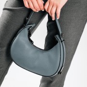 Τσάντα μικρή σε στυλ Crescent Bag με λουράκι χιαστί στο εσωτερικό μέρος ΠΕΤΡΟΛ Τσάντα μικρή σε στυλ Crescent Bag με λουράκι χιαστί στο εσωτερικό μέρος ΠΕΤΡΟΛ