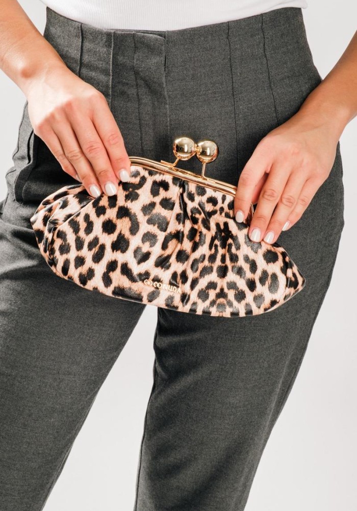 Τσαντάκι clutch με vintage κούμπωμα και επιπλέον χιαστί λουράκι με αλυσίδα εσωτερικά ΛΕΟΠΑΡ