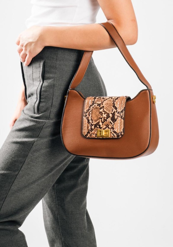 Τσάντα ώμου με snake print λεπτομέρεια και λουράκι χιαστί στο εσωτερικό μέρος ΤΑΜΠΑ