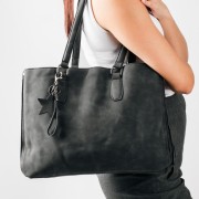 Nubuck τσάντα ώμου ευρύχωρη με επιπλέον χιαστί λουράκι εσωτερικά ΜΑΥΡΟ
