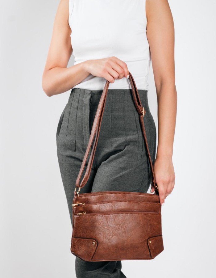 Crossbody τσάντα με δύο επιπλέον εξωτερικές θήκες ΤΑΜΠΑ