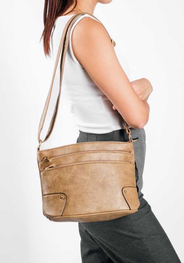 Crossbody τσάντα με δύο επιπλέον εξωτερικές θήκες ΠΟΥΡΟ