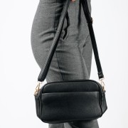 Τσάντα crossbody μικρή με εξωτερικές θήκες ΜΑΥΡΟ