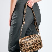 Τσάντα χιαστί με animal print και θήκες μπρος πίσω ΛΕΟΠΑΡ Τσάντα χιαστί με animal print και θήκες μπρος πίσω ΛΕΟΠΑΡ