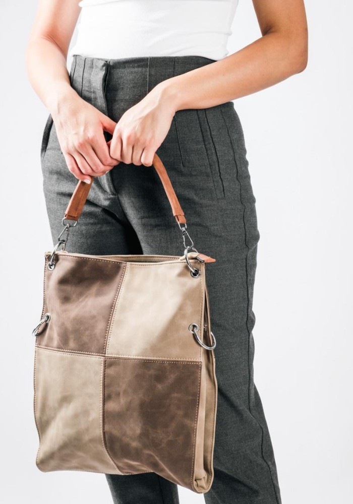 Δίχρωμη τσάντα ώμου patchwork με extra χιαστί λουράκι ΠΟΥΡΟ