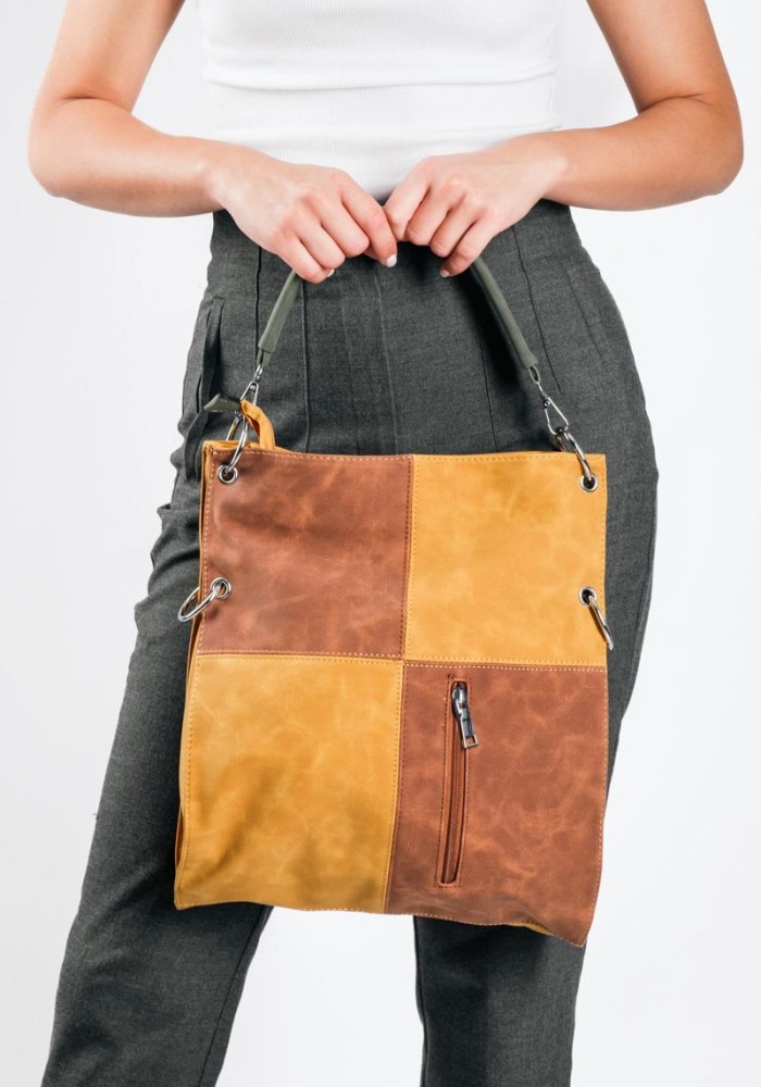 Δίχρωμη τσάντα ώμου patchwork με extra χιαστί λουράκι ΚΑΦΕ