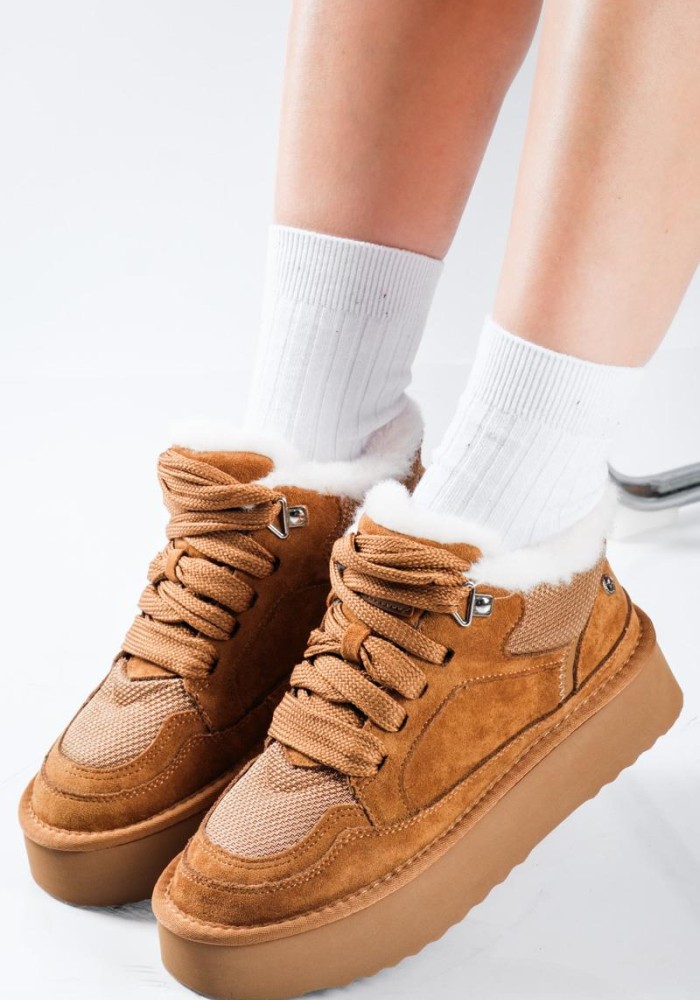 XTI sneakers suede μποτάκια με διακοσμητική γούνα στο επάνω μέρος ΤΑΜΠΑ