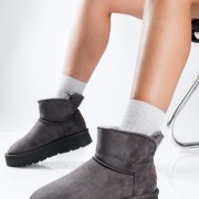 XTI suede μποτάκια με γούνα και αντιολισθητική σόλα ΓΚΡΙ