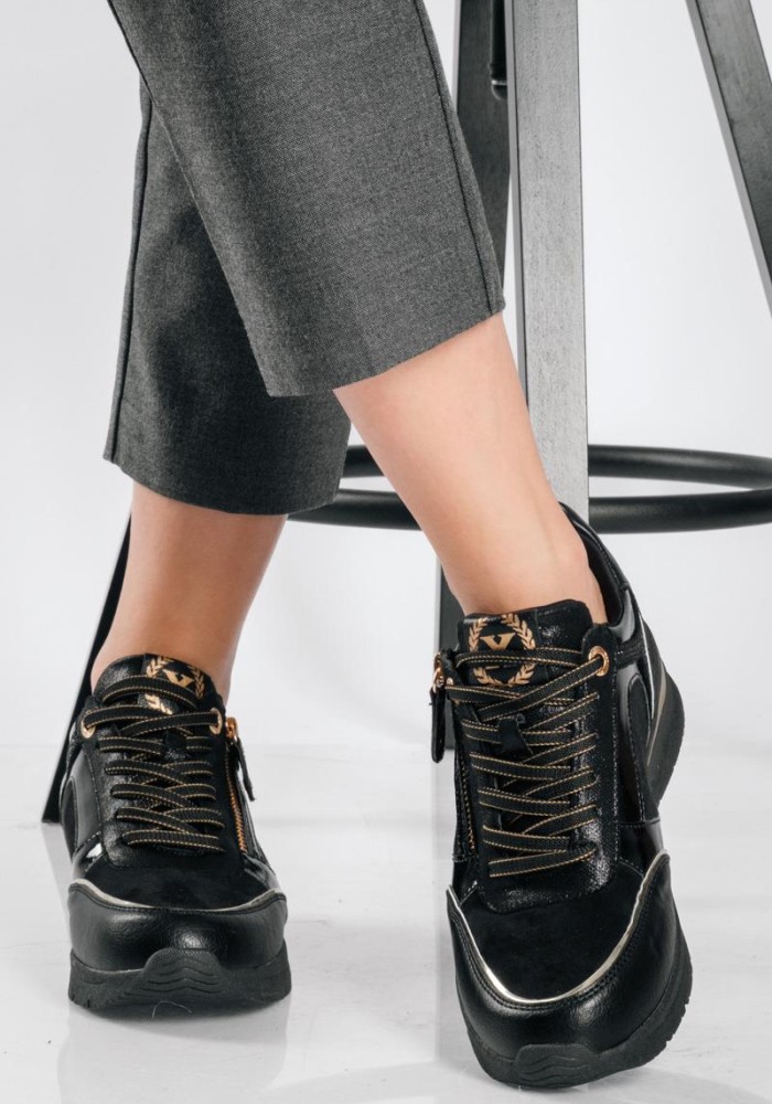 XTI Casual sneakers με πλατφόρμα και φερμουάρ ΜΑΥΡΟ