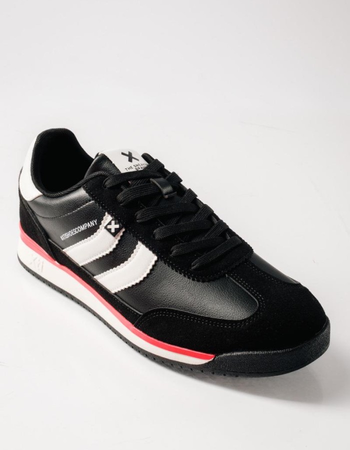 XTI Ανδρικά sneakers με χρωματική αντίθεση ΜΑΥΡΟ