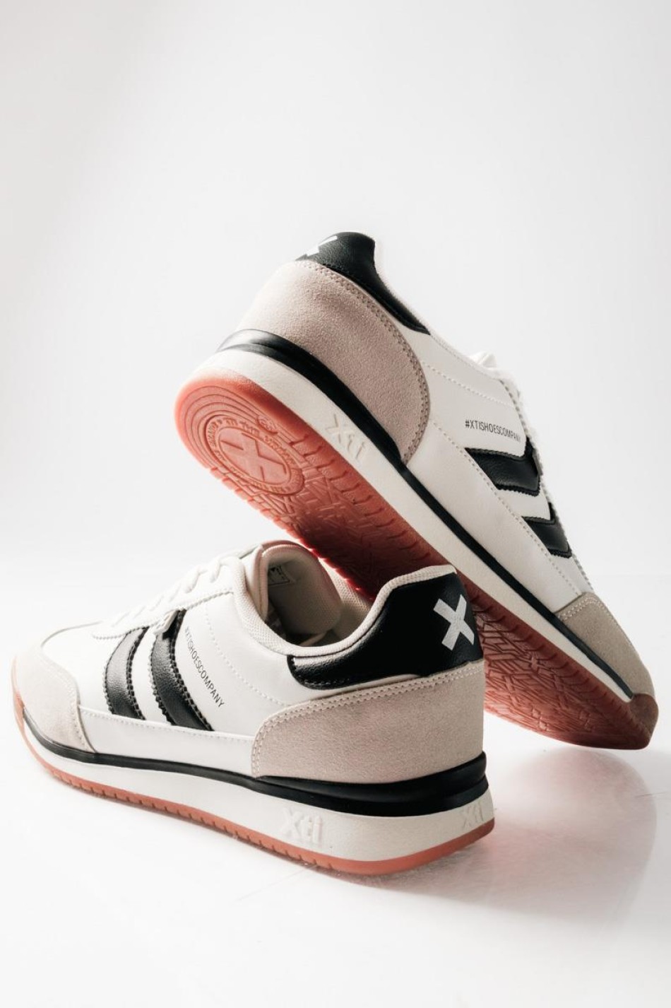 XTI Ανδρικά sneakers με χρωματική αντίθεση ΑΣΠΡΟ