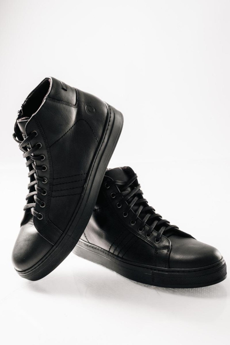 COMMANCHERO δερμάτινο ημίμποτο τύπου sneaker με κορδόνια ΜΑΥΡΟ
