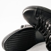 COMMANCHERO δερμάτινο ημίμποτο τύπου sneaker με κορδόνια ΜΑΥΡΟ