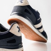 XTI Ανδρικά sneakers με ρίγες στο πλάι και λευκές λεπτομέρειες ΜΠΛΕ