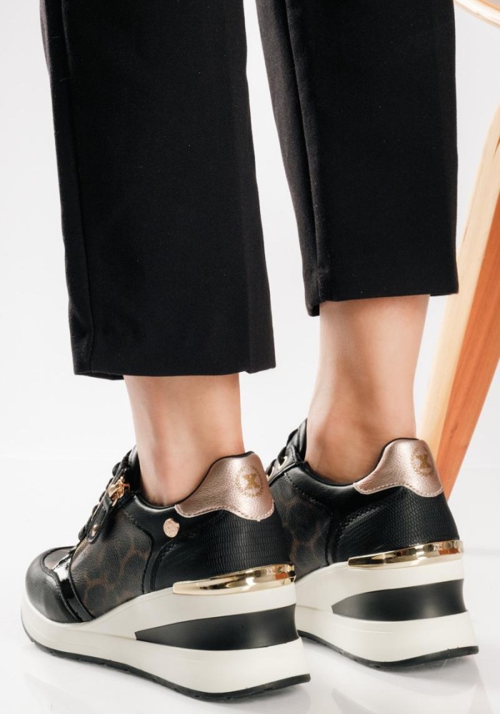 XTI animal-print sneakers πλατφόρμα με χρυσές λεπτομέρειες ΛΕΟΠΑΡ