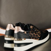 XTI animal-print sneakers πλατφόρμα με χρυσές λεπτομέρειες ΛΕΟΠΑΡ