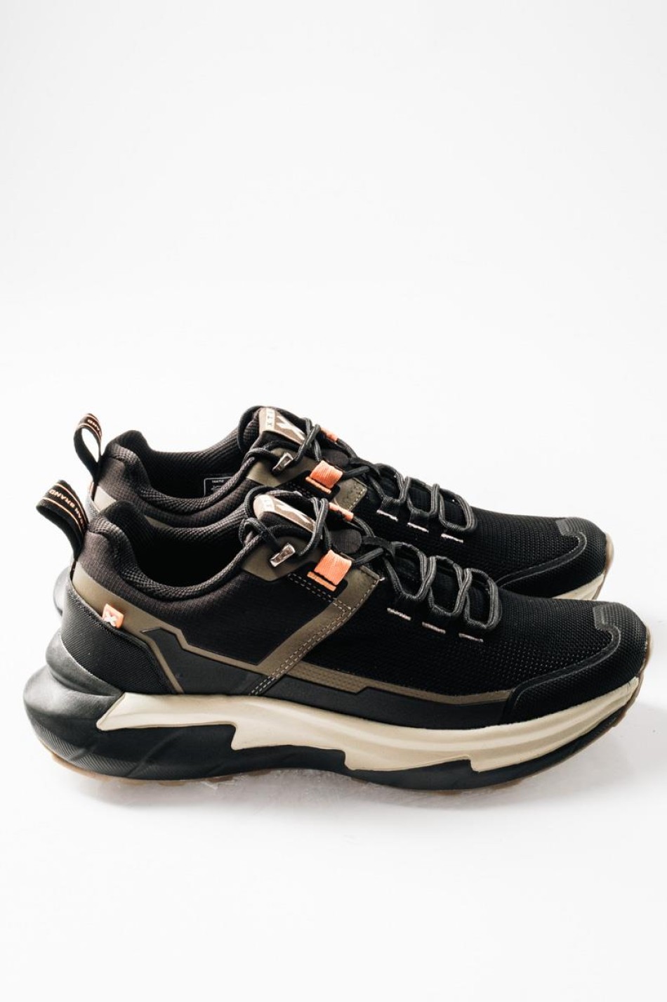 XTI Casual training sneakers με χοντρή σόλα ΜΑΥΡΟ