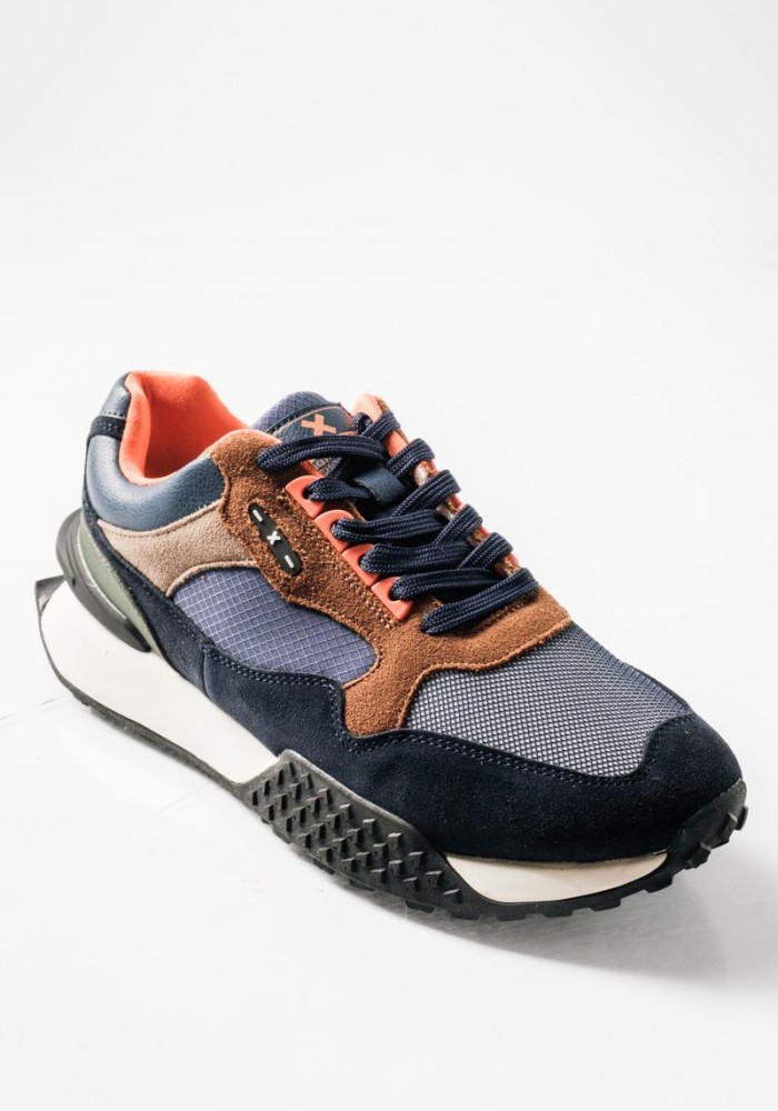 XTI Casual suede and mesh sneakers με συνδυσμό χρωμάτων ΜΠΛΕ