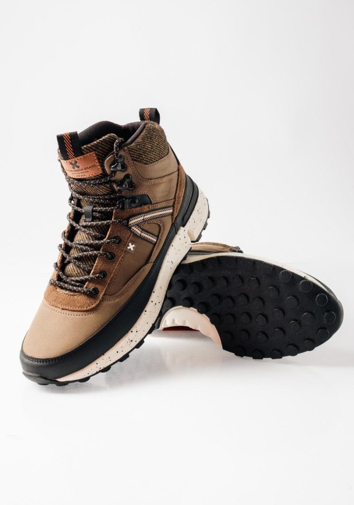 XTI Ανδρικά μποτάκια σε στυλ sneaker με κορδόνια ΚΑΦΕ