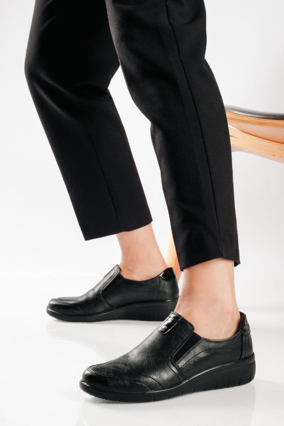 ΖΑΚ Slip-on μοκασίνια με δερμάτινο πάτο ΜΑΥΡΟ