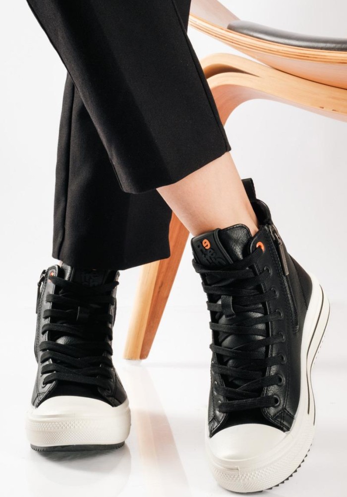 REFRESH Μποτάκι τύπου sneaker με πλαϊνό φερμουάρ ΜΑΥΡΟ