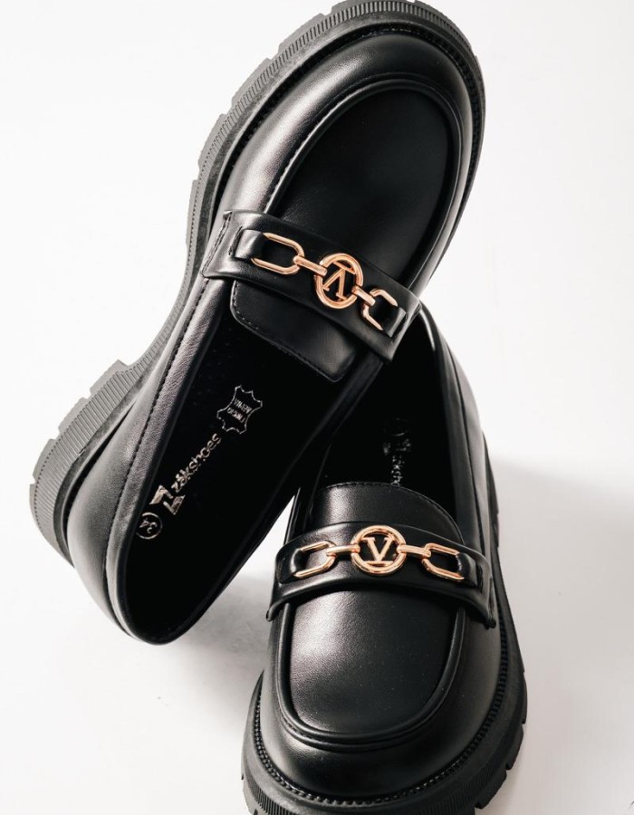 ZAK ματ loafers για κορίτσια με χρυσή αλυσίδα και τρακτερωτή σόλα ΜΑΥΡΟ