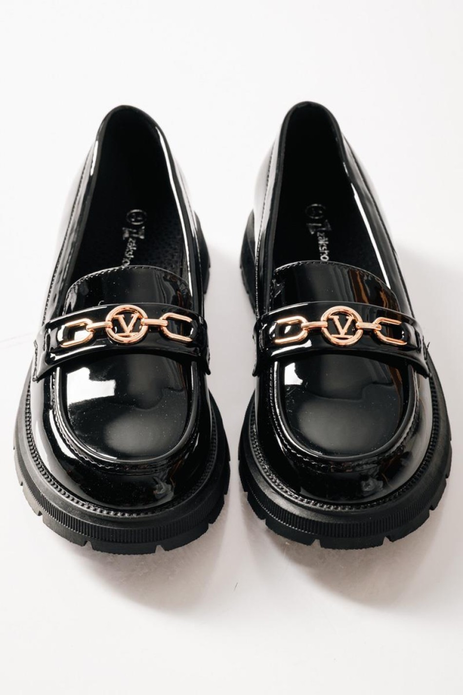 ZAK λουστρίνι loafers για κορίτσια με χρυσή αλυσίδα και τρακτερωτή σόλα ΜΑΥΡΟ