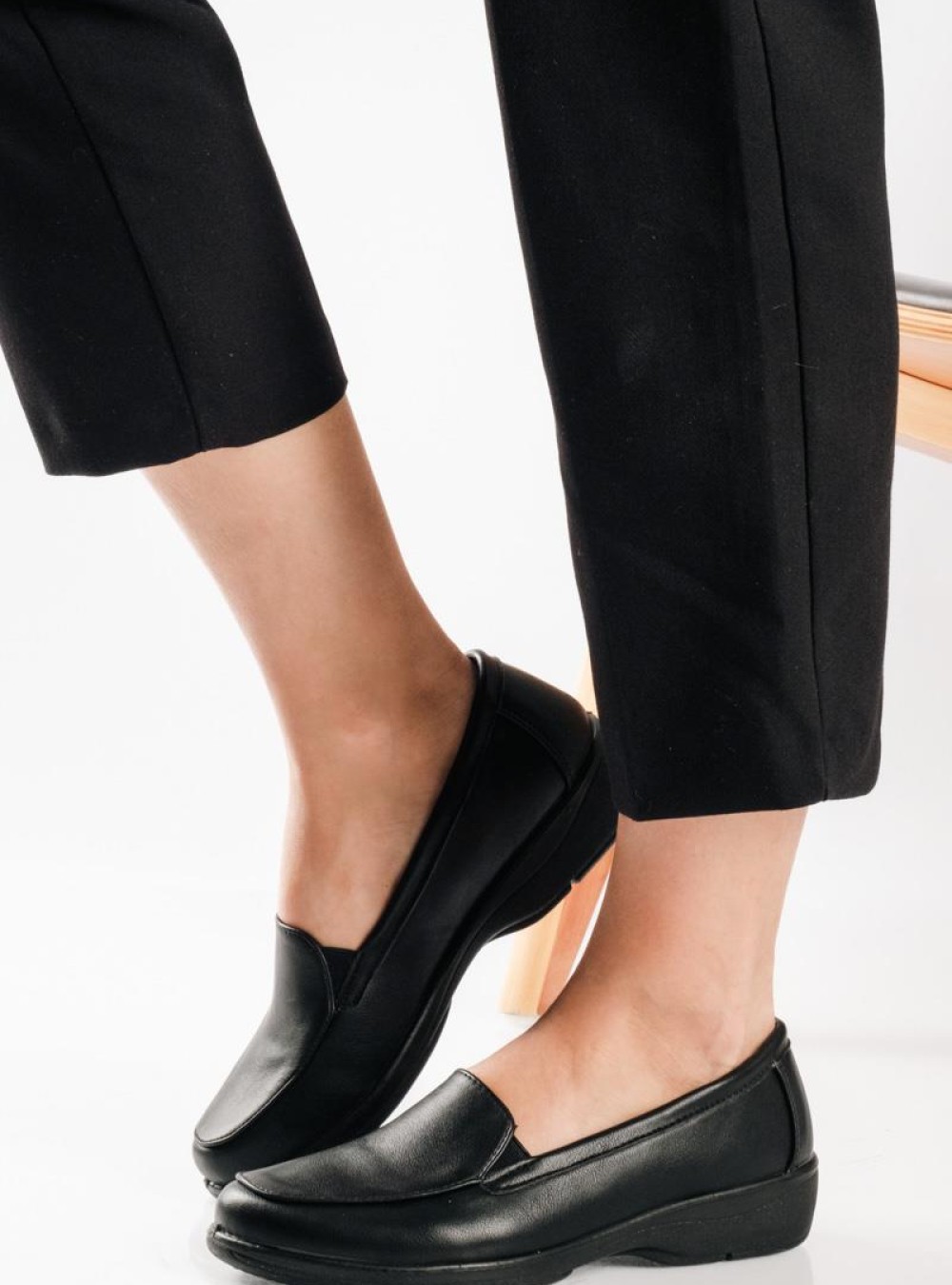 ΖΑΚ Comfort slip-on με δερμάτινο πάτο ΜΑΥΡΟ
