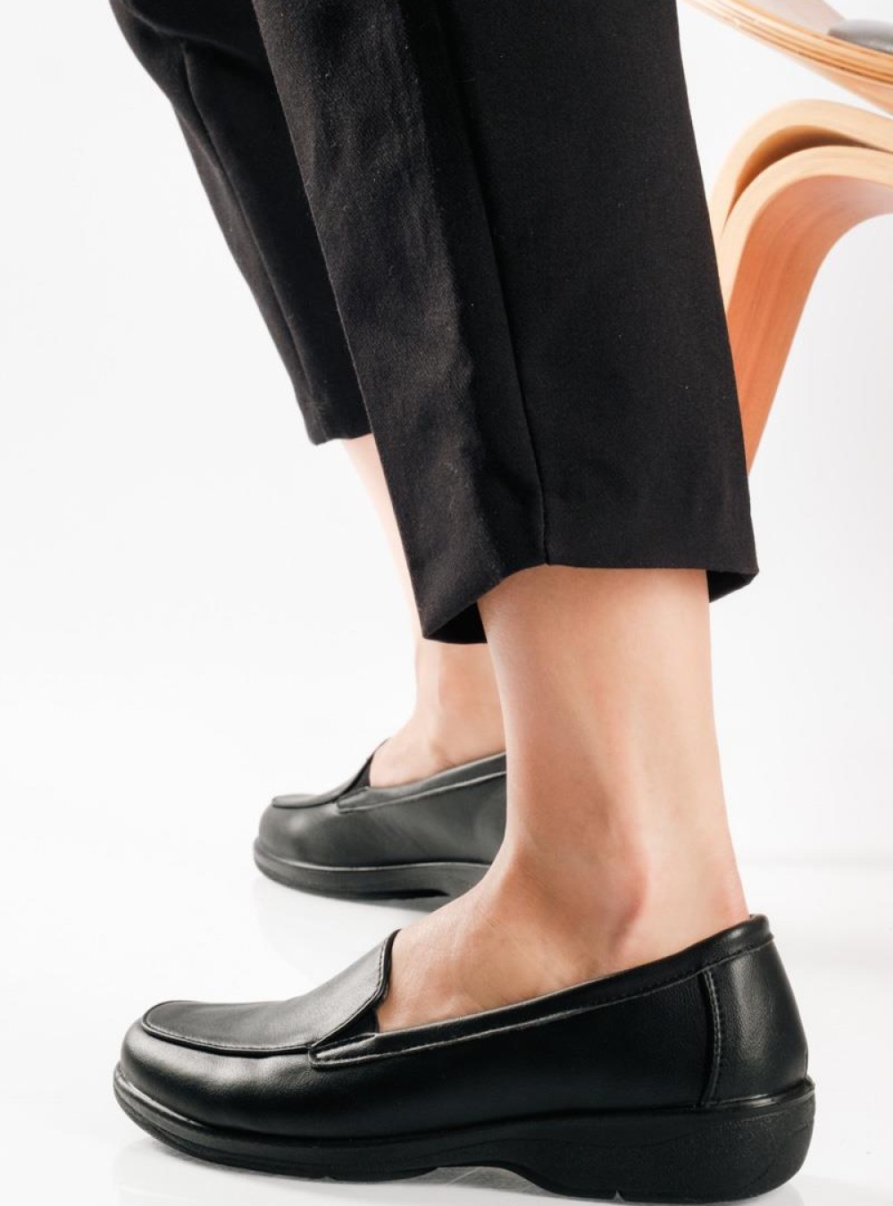 ΖΑΚ Comfort slip-on με δερμάτινο πάτο ΜΑΥΡΟ