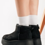 Chunky suede μποτάκια με γούνα και ιδιαίτερο τακούνι ΜΑΥΡΟ Chunky suede μποτάκια με γούνα και ιδιαίτερο τακούνι ΜΑΥΡΟ