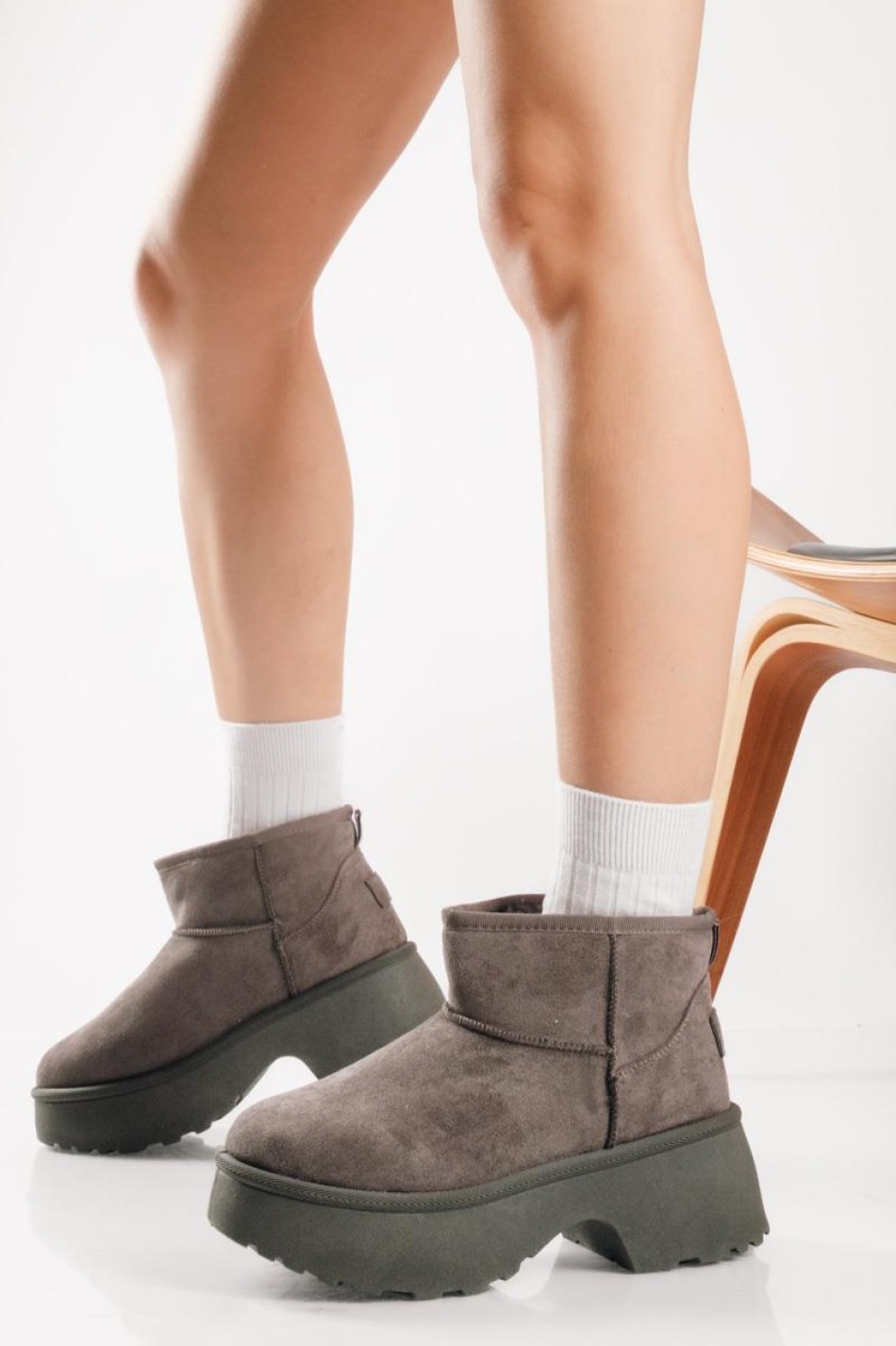 Chunky suede μποτάκια με γούνα και ιδιαίτερο τακούνι ΓΚΡΙ