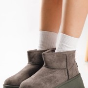 Chunky suede μποτάκια με γούνα και ιδιαίτερο τακούνι ΓΚΡΙ