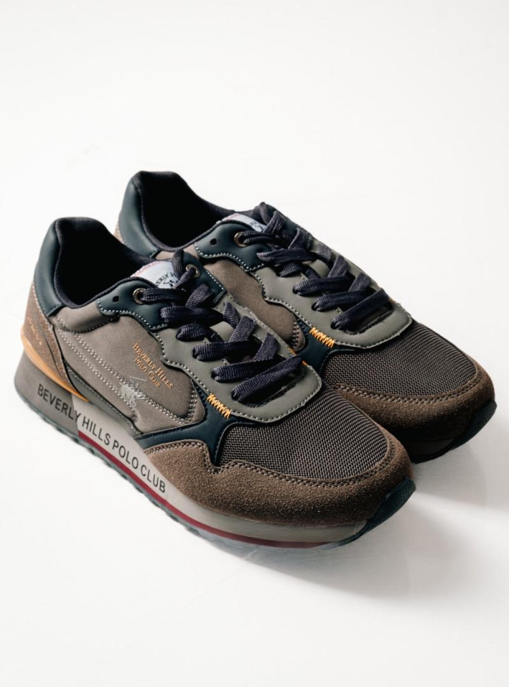 BEVERLY HILLS POLO CLUB sneaker με συνδυασμό υλικών με logo στη σόλα ΓΚΡΙ