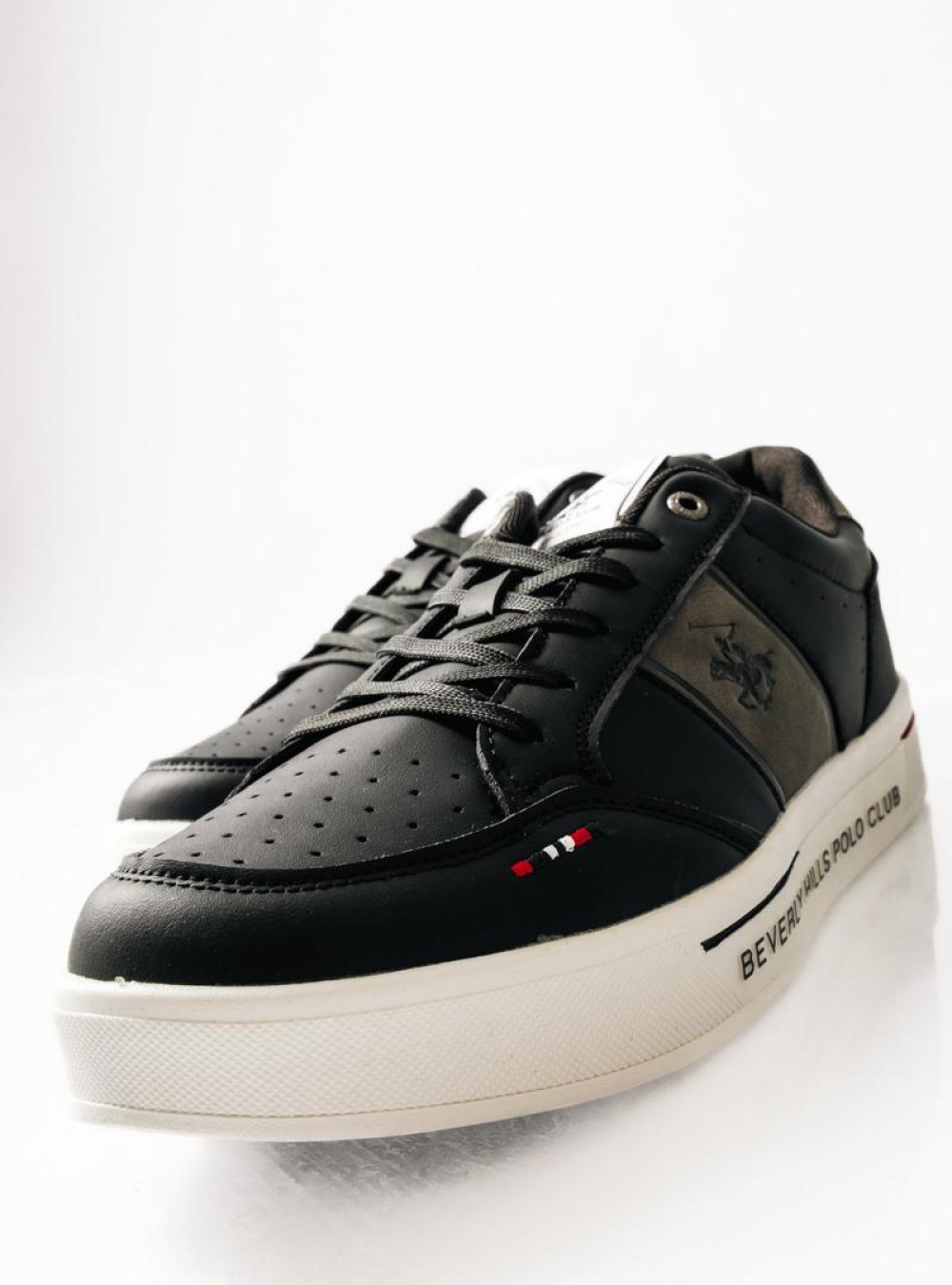 BEVERLY HILLS POLO CLUB ανδρικά sneakers με γκρι λεπτομέρειες ΜΑΥΡΟ