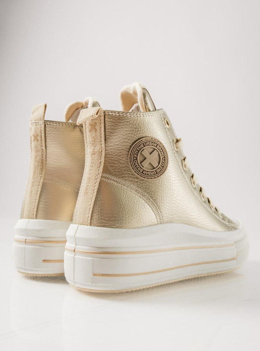 XTI sneakers μποτάκια για κορίτσια με κορδόνια και φερμουάρ ΧΡΥΣΟ