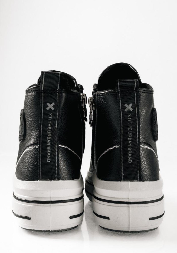 XTI sneakers μποτάκια με κορδόνια και φερμουάρ ΜΑΥΡΟ