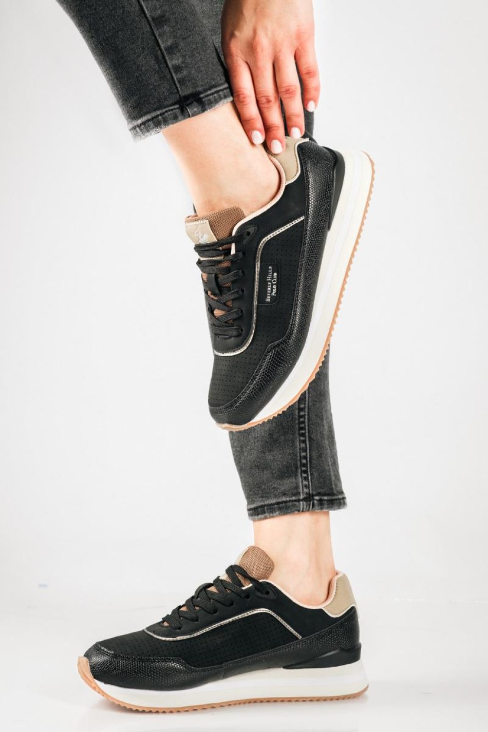 BEVERLY HILLS POLO CLUB γυναικεία sneakers με ανάγλυφη υφή ΜΑΥΡΟ BEVERLY HILLS POLO CLUB γυναικεία sneakers με ανάγλυφη υφή ΜΑΥΡΟ