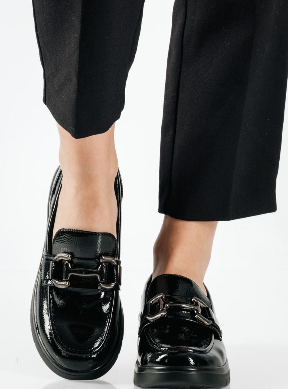 PAREX ανατομικά λουστρίνι loafers με πλατφόρμα σε μαύρο χρώμα PAREX ανατομικά λουστρίνι loafers με πλατφόρμα σε μαύρο χρώμα