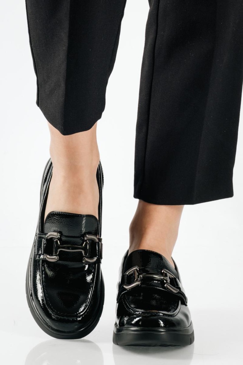 PAREX ανατομικά λουστρίνι loafers με πλατφόρμα σε μαύρο χρώμα
