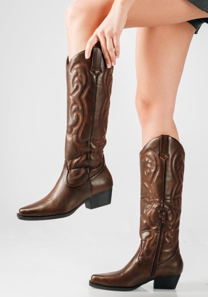 Cowboy boots με καρέ μύτη και χαμηλό τακούνι ΚΑΦΕ