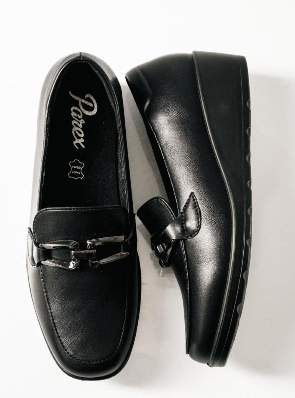PAREX γυναικεία ανατομικά loafers με δερμάτινο πάτο σε μαύρο χρώμα PAREX γυναικεία ανατομικά loafers με δερμάτινο πάτο σε μαύρο χρώμα