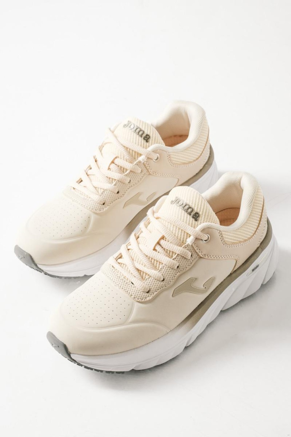 JOMA γυναικεία μπεζ sneakers με εσωτερική σόλα με αφρό μνήμης JOMA γυναικεία μπεζ sneakers με εσωτερική σόλα με αφρό μνήμης