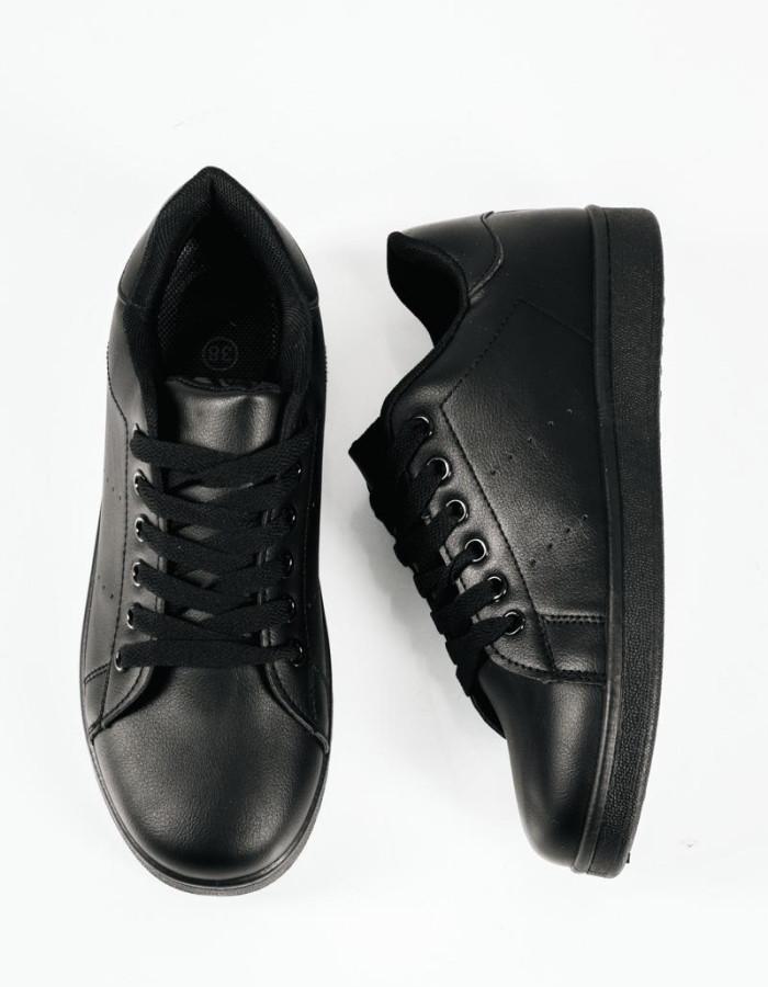 Unisex μαύρα αδιάβροχα flat sneakers με απλή γραμμή